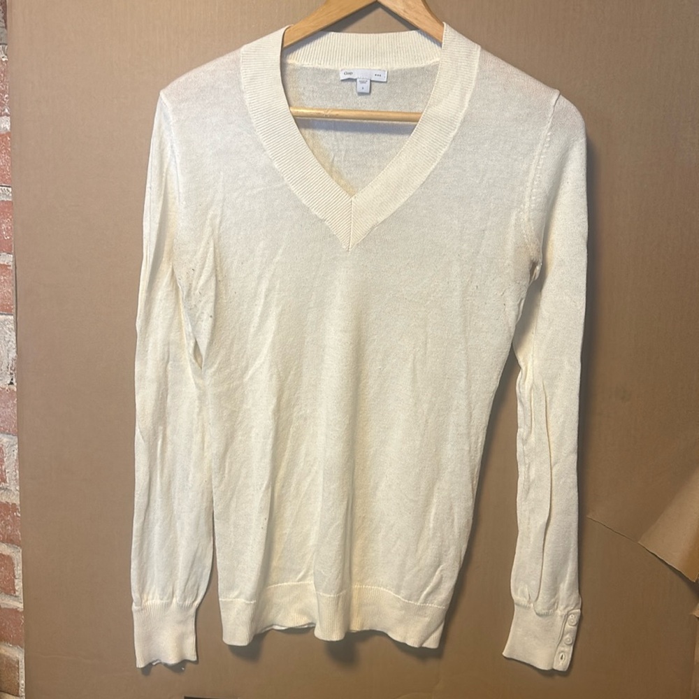 Off white thin sweater